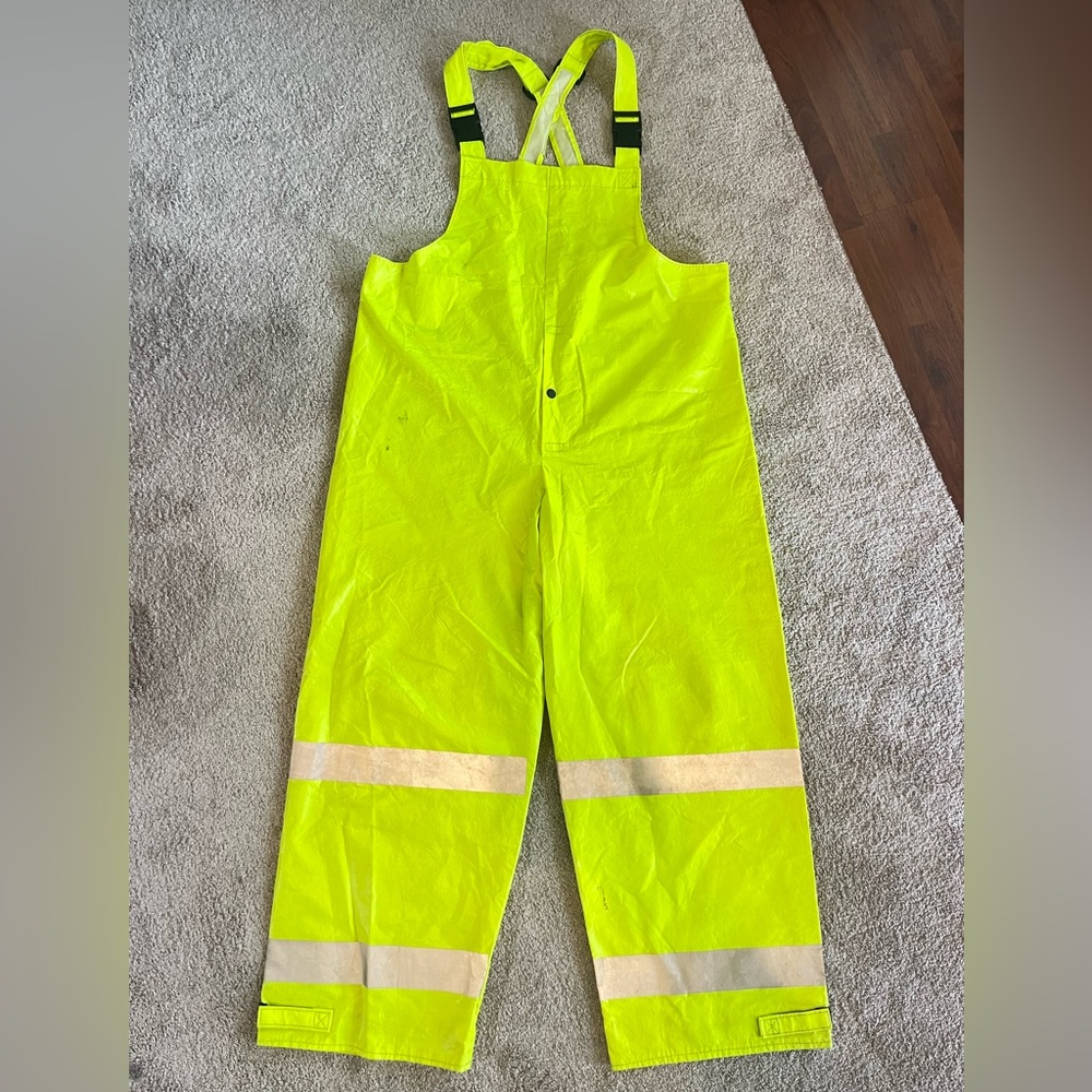 NASCO ArcLite HiVis Fluorescent FR Rain Bibs